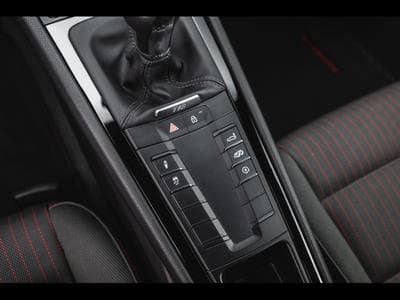 Porsche Cayman 718 T 2.0 MANUAL – CARRARA WHITE METALLIC (2020) - Photo 11