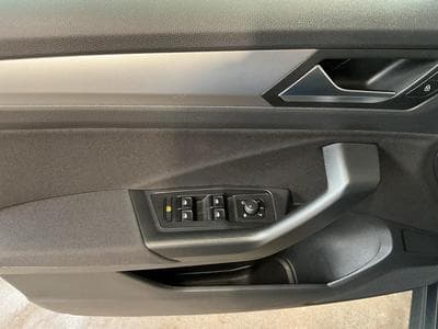 VW T-Roc Life+BVM+RearView+Navi (2024) - Photo 14