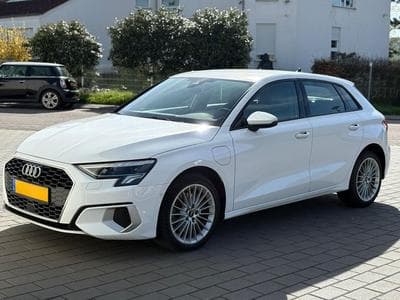 Audi A3 S-line 40TFSIE (2022) - Foto 1