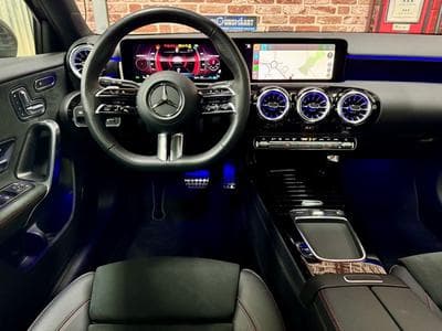 Mercedes A 200 A 200 163cv Auto AMG-LINE (2024) - Foto 4