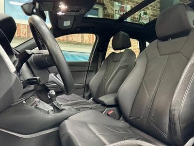 Audi Q3 Q3 40 TFSi 2.0 190cv Quattro Auto S-LINE intérieur (2020) - Foto 5