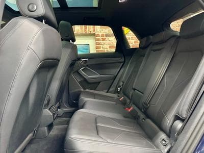 Audi Q3 Q3 40 TFSi 2.0 190cv Quattro Auto S-LINE intérieur (2020) - Foto 6