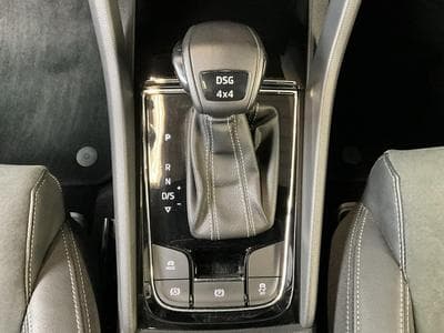 Skoda Karoq Sportline+4M+Pano+AHK+Stand-H. (2021) - Foto 12