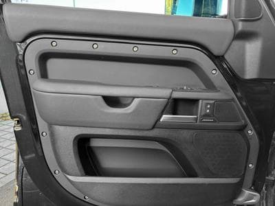 Land-Rover Defender DEFENDER 110 D250X-DYNAMIC SE AWD MY25 (2025) - Photo 6