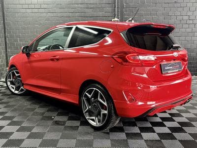 Ford Fiesta ST 200CV *PERF* RECARO* B&O* *CAM* (2020) - Photo 4