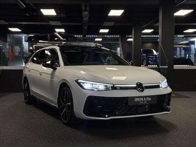 VW Passat 1.5 eHybrid 272 R-Line PHEV (2025) - Foto 1