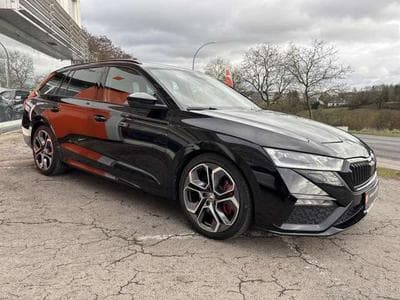 Skoda Octavia RS COMBI 245 PS (2023) - Foto 9