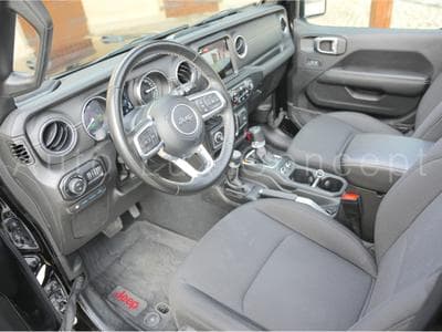 Jeep Wrangler Unlimited Sahara 2.0 4xe PHEV 380 ch 4WD AT8 (2022) - Photo 5