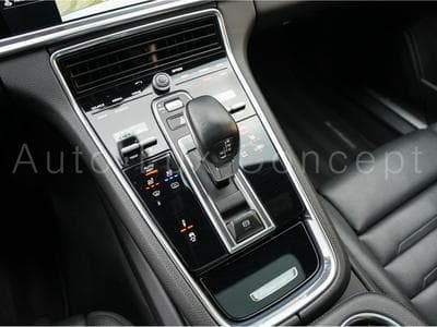 Porsche Panamera 4S Diesel (2017) - Photo 14