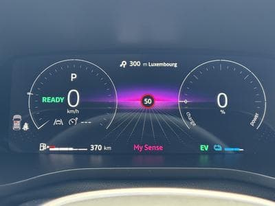 Renault Arkana 1.6 E-TECH FULL HYBRID 145 ESPRIT ALPINE (2024) - Foto 15