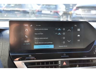 Citroën C4 1.5 BlueHDI Plus EAT8 REGUL CAM LANE 1° MAIN (2024) - Photo 11