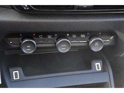 Citroën C4 1.5 BlueHDI Plus EAT8 REGUL CAM LANE 1° MAIN (2024) - Photo 15