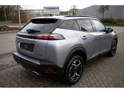 Peugeot 2008 1.2 Allure Hybrid 145 e-DSC6 ACC 360 (2025) - Photo 4