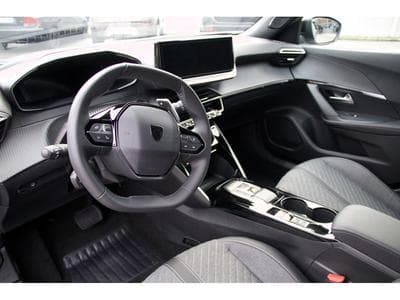 Peugeot 2008 1.2 Allure Hybrid 145 e-DSC6 ACC 360 (2025) - Photo 7