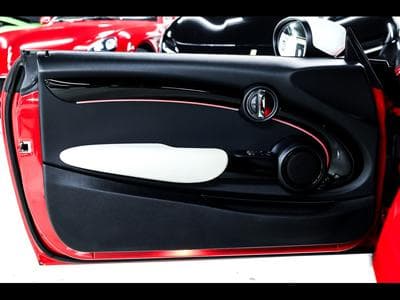 Mini Cooper S 3 PORTES YOURS TRIM – CHILI RED (2022) - Photo 10