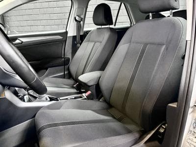 VW T-Roc Life 150 CV TSI DSG7 ** Attelage ** Pneus 4 Saisons** (2024) - Photo 7