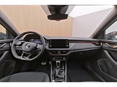 Skoda Scala Monte Carlo 1.5 TSI DSG 110 kW-150 CV DSG7 - Attelage - Gara (2026) - Photo 11