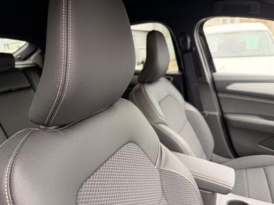 Renault Arkana 1.6 TECHNO FULL HYBRID E-TECH EDC (2026) - Foto 13