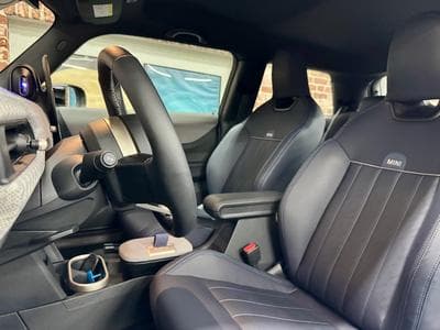 Mini Cooper Cooper C 156cv FAVOURED TRIM (New Modèle) (2024) - Foto 5