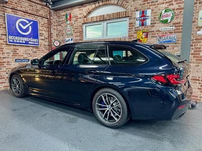 BMW 540 540dA Touring 3.0 340cv Auto xDrive M-SPORT (2022) - Foto 2
