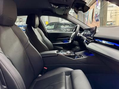 BMW 520 520iA Limousine 2.0 208cv Auto Cuir/SiègCh/Cam360° (2025) - Foto 8