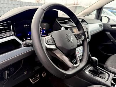 VW Touran Touran 2.0 TDI DSG /7.SITZER/LED/ACC/AHK/CAM/ (2025) - Photo 10
