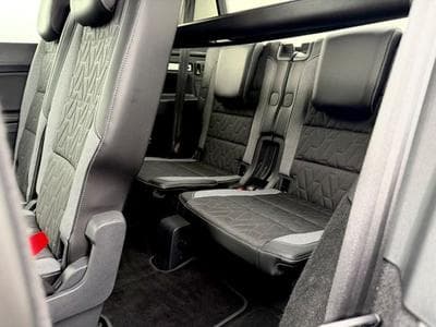 VW Touran Touran 2.0 TDI DSG /7.SITZER/LED/ACC/AHK/CAM/ (2025) - Photo 15