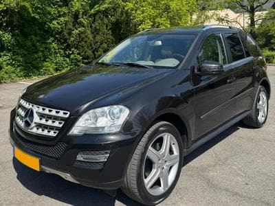 Mercedes ML 350 (2011) - Photo 1