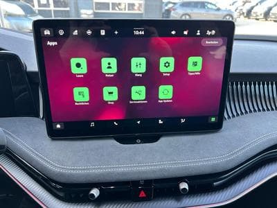 Skoda Superb Sportline (2026) - Photo 11