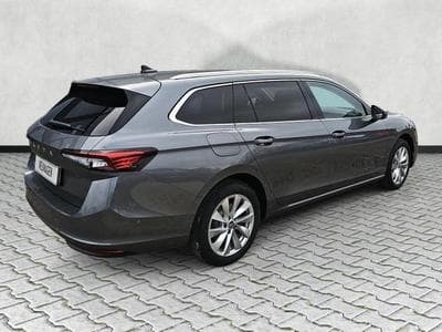 Skoda Superb 2.0 TDI 110 kW Selection (2025) - Photo 7
