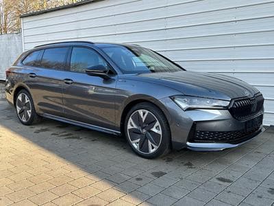 Skoda Superb Sportline (2026) - Photo 1