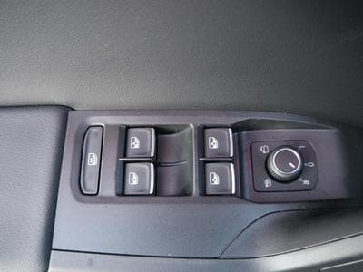 Seat Leon FR 1.5 eTSI (2026) - Foto 9