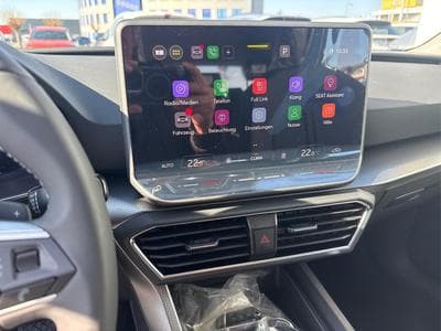 Seat Leon BUSINESS EDITION (2026) - Photo 11