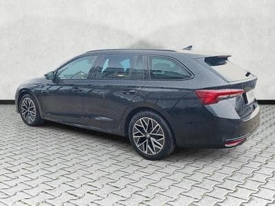 Skoda Octavia 1.5 TSI mHEV 110 kW Sportline (2026) - Photo 2