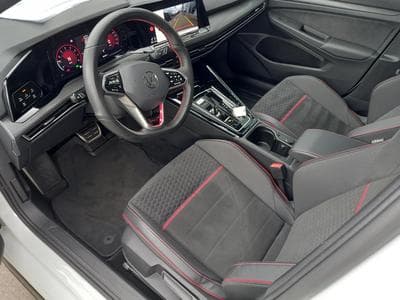 VW Golf Clubsport 2.0 TSI (2024) - Photo 2