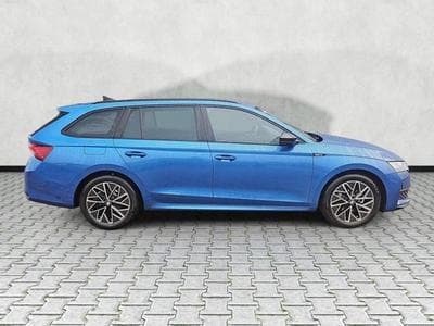 Skoda Octavia 1.5 TSI mHEV 110 kW Sportline (2025) - Photo 8