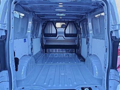 VW T7 Transporter Kaste 2.0 TDI 81 kW KR (2026) - Foto 1