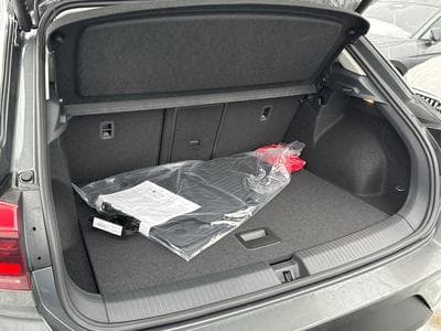 VW T-Roc Limited (2026) - Foto 8