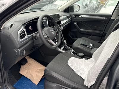 VW T-Roc Limited (2026) - Foto 9