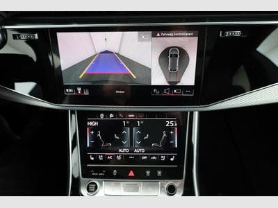 Audi Q8 50 TDI quattro (2025) - Foto 6