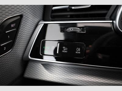 Audi Q8 50 TDI quattro (2025) - Foto 8