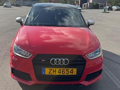 Audi S1 Sportback 2.0 TFSI Quattro (2015) - Foto 1