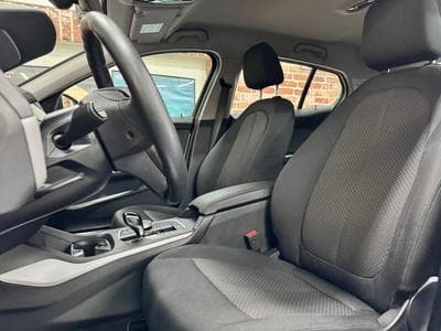 BMW 118 118dA 2.0 150cv Auto ADVANTAGE (2023) - Foto 5