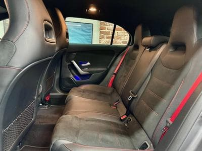 Mercedes A 35 AMG A 35 AMG 2.0 306cv Auto 4Matic/SiègCh/Navi/LED (2021) - Foto 6