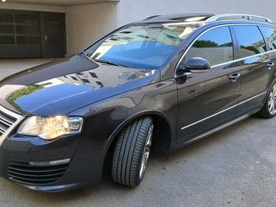 VW Passat R36 (2010) - Photo 1