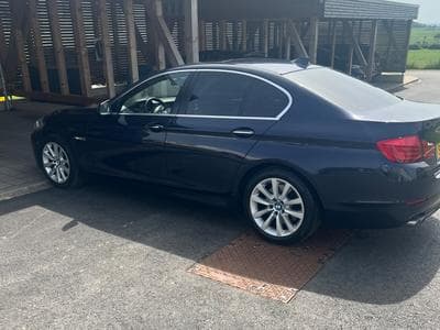 BMW 530 530D X-Drive (2011) - Photo 1