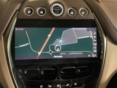 Aston-Martin DBX 4.0 V8  Edition limité 1/500 (2021) - Photo 3