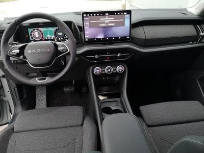 Skoda Kodiaq 2.0 TDI 142 kW 4x4 Selection (2026) - Photo 6