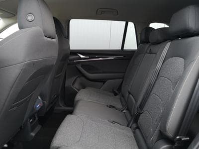 Skoda Kodiaq 2.0 TDI 142 kW 4x4 Selection (2026) - Foto 8