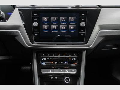 VW Touran 1,5 TSI DSG (2026) - Photo 12
